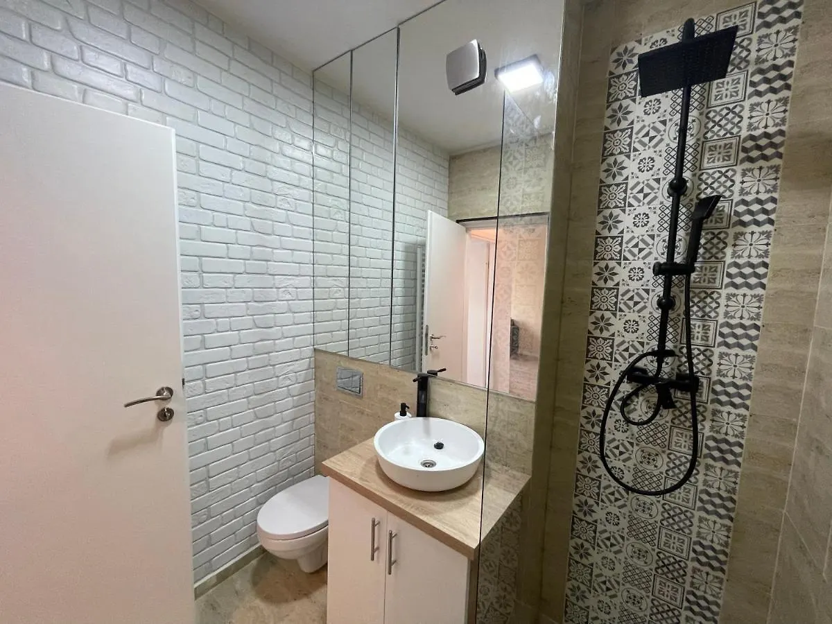 Emerald Luxury Apartment Near Presidential Palace Bucharest